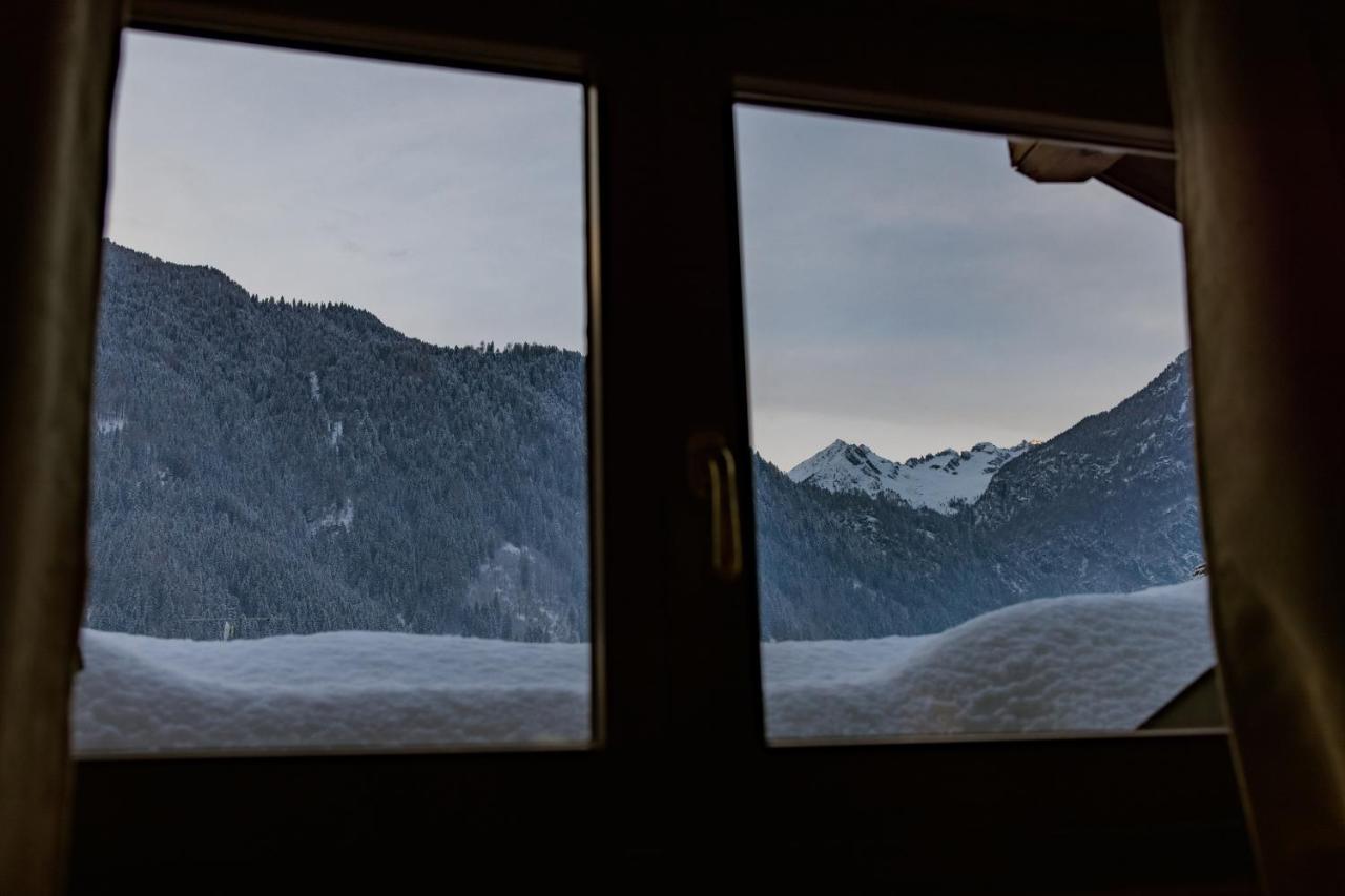 Residenza Marconi Aparthotel Pinzolo Exterior photo