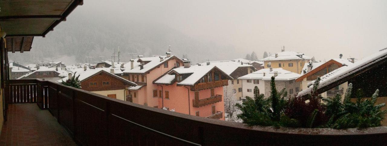 Residenza Marconi Aparthotel Pinzolo Exterior photo